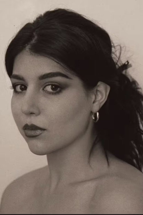 Mariam Hakobyan as Sarah