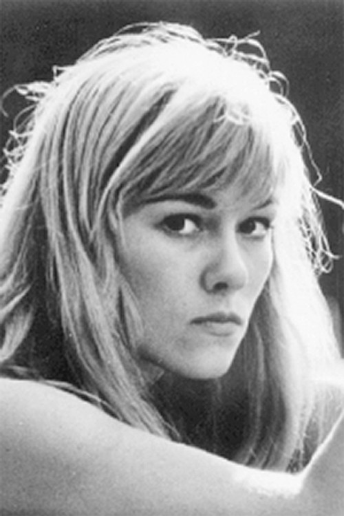 Luana Anders as Louise