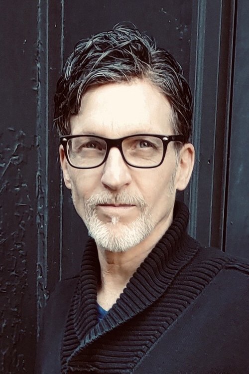 Jim Gloyd as Dr. Molder