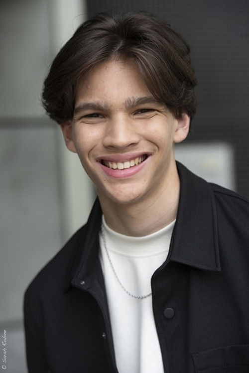 Jibril Bhira as Naël Lalhali, le fils de Sabri