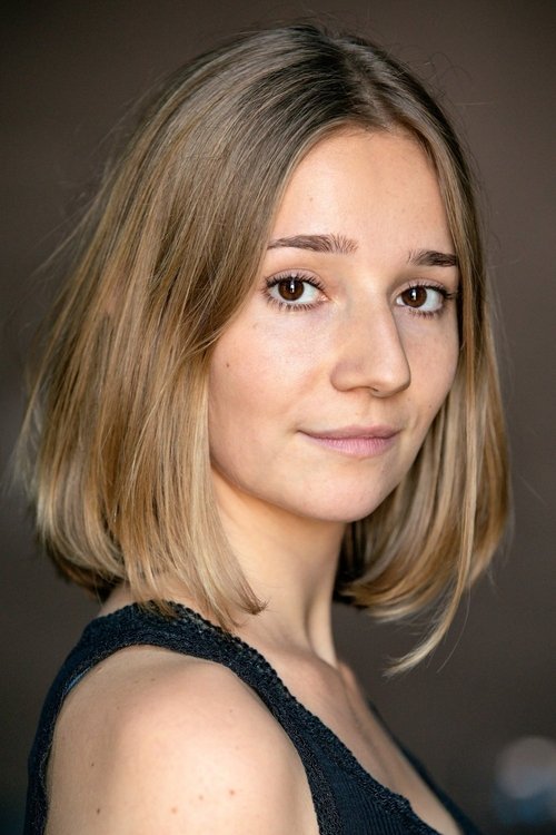 Mathilde Lundberg as Amanda