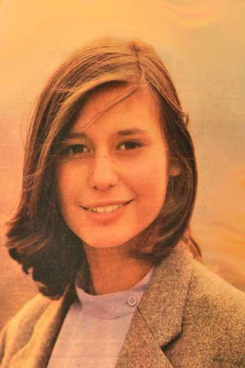 Vivian Hanjohr as Elisabeth Haug