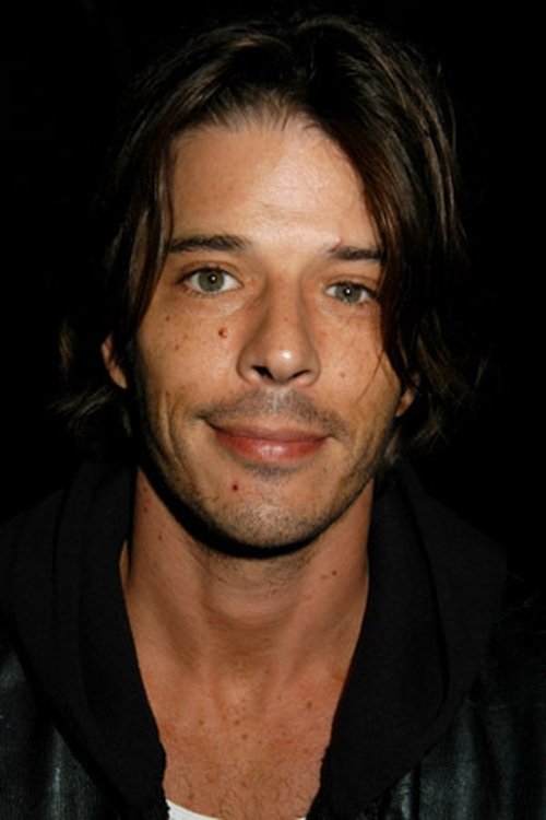 Rodney Eastman as Joey