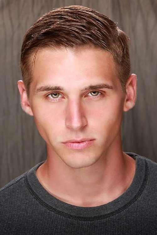 Hagen Mills as Monty