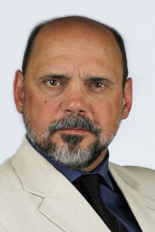 André Beaupré as Gérant du resto