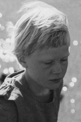 Geirlaug Sunna Þormar as Jónas