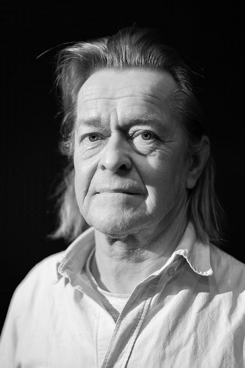 Ola Tuominen as Miettunen