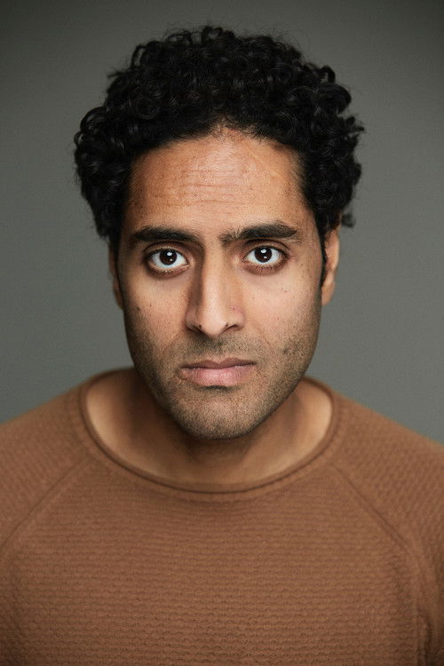 Anwar Lachman as Mo