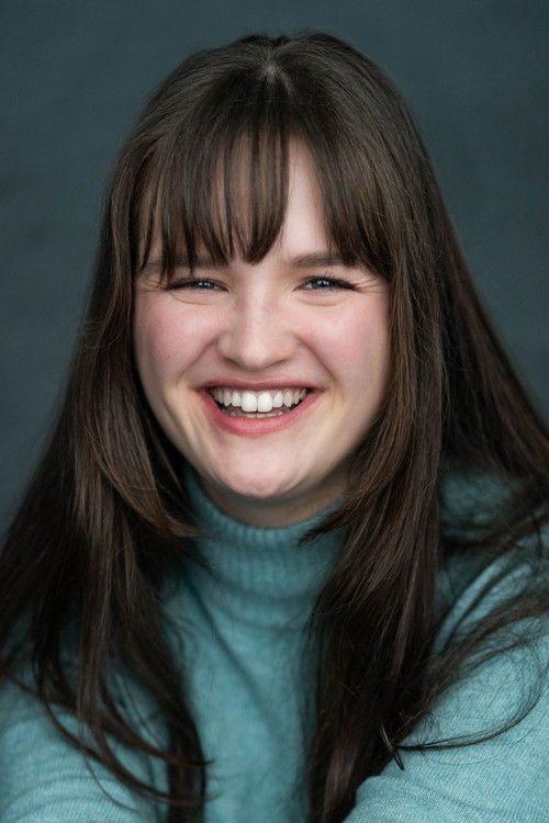 Lelia Yvetta as Poppy Jackson