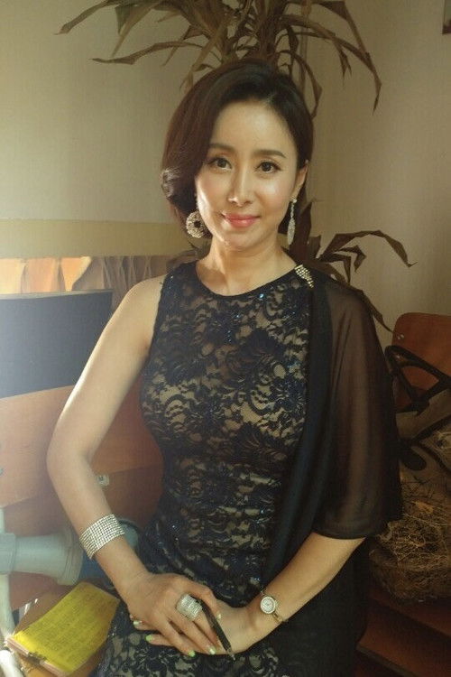 Kim Kyung-sook as Madam Hyun
