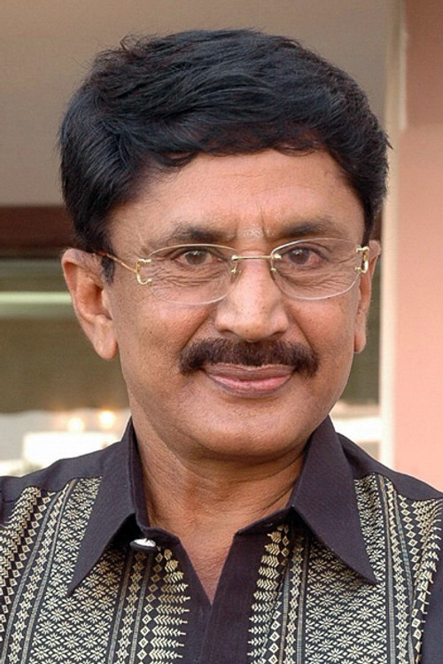 Murali Mohan as Anand Rao