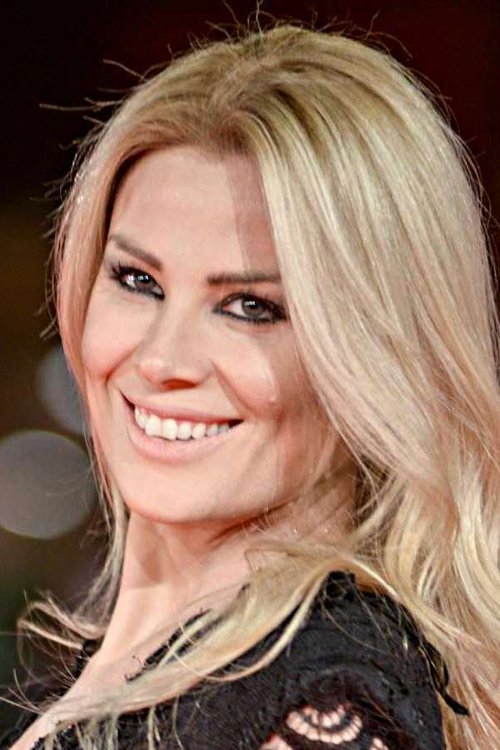 Dana Ferrara as Karen