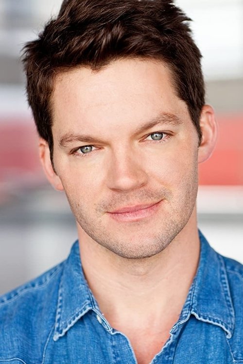 Matt Newton as Lance Bell