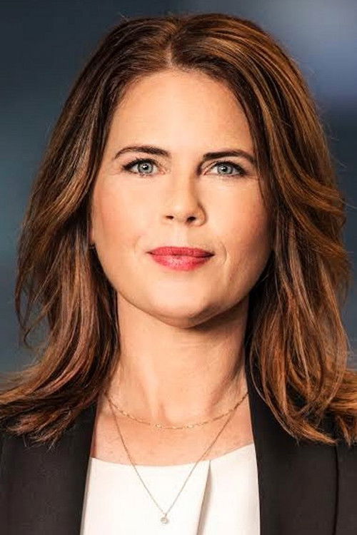 Nike Nylander as Nyhetsuppläsare