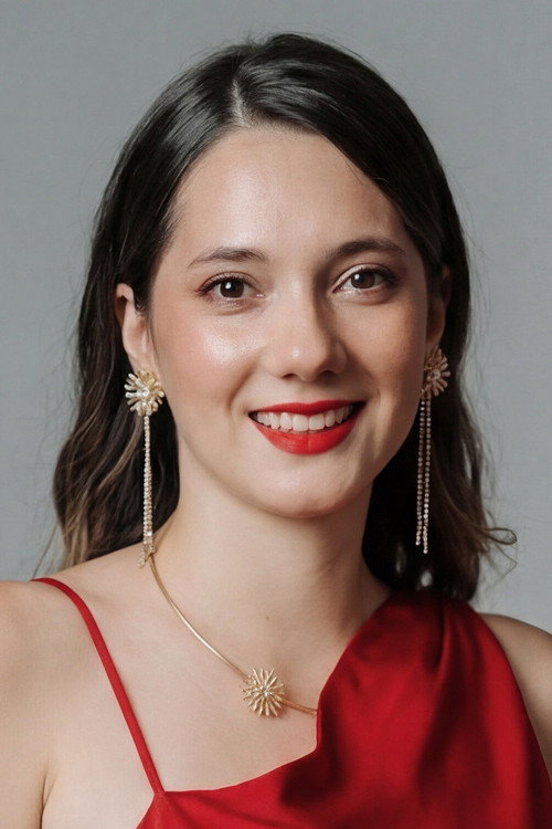 Alba Tonini as Paula