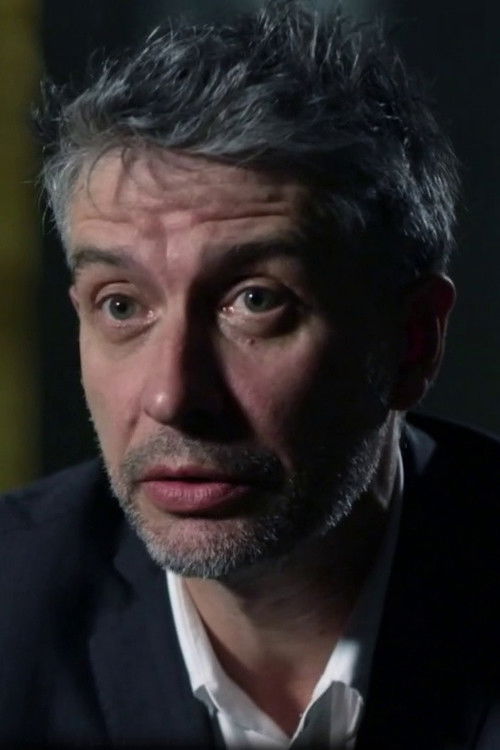 Hervé Letoqueux as Ancien assistant spécialisé