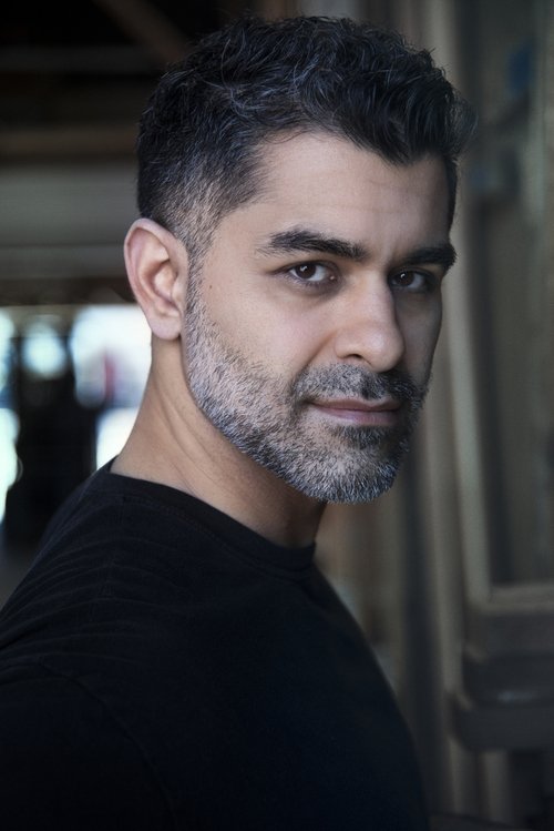 Bahram Khosraviani as Zach