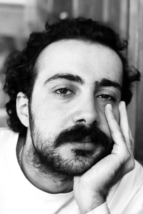 Rowal Navgundî as Çayçî