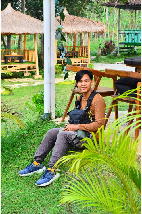 Abduh Wafi Mufadhol as Extras