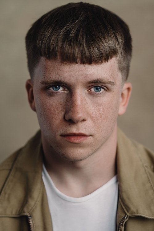 Gwion Glyn as Idwal Morris