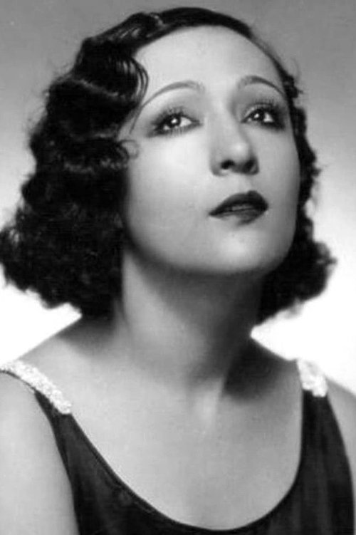 Celia Montalván as Mona