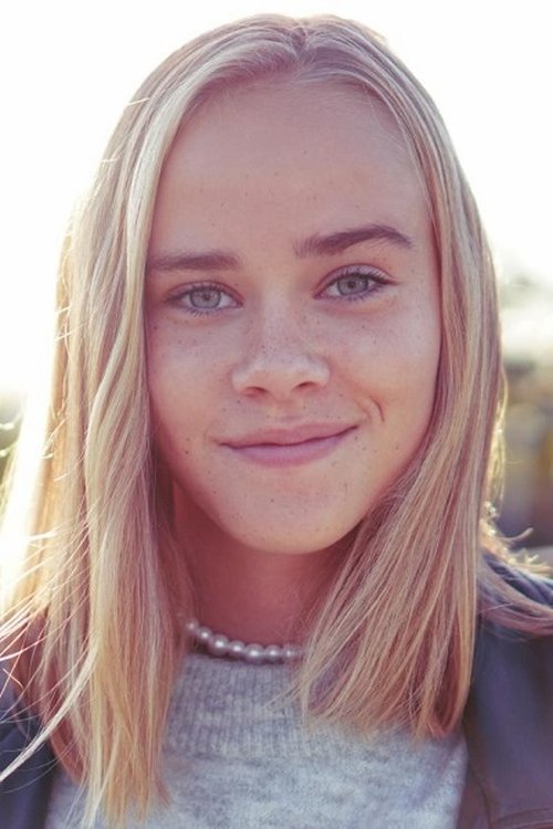 Helena Ødven as Elvira Erickstam