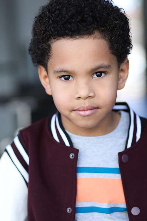 Jayden Guarneri as Charlie