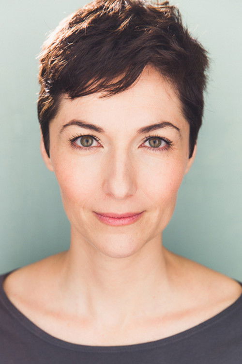 Danielle Slavick as Ellen