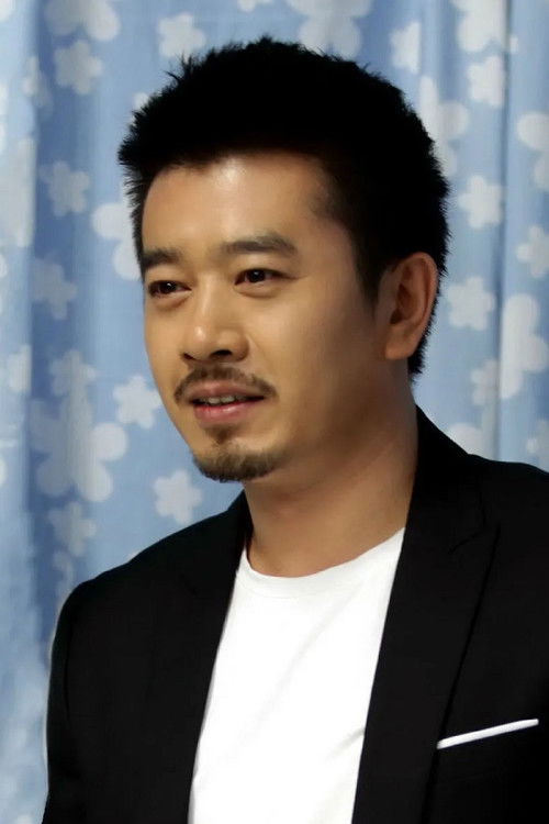 Hou XiangLing as Zhou En Lai