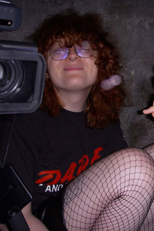 Mae M. as unsure-nomore / Rose