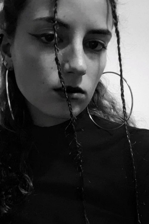 Marina Pinto as Anna