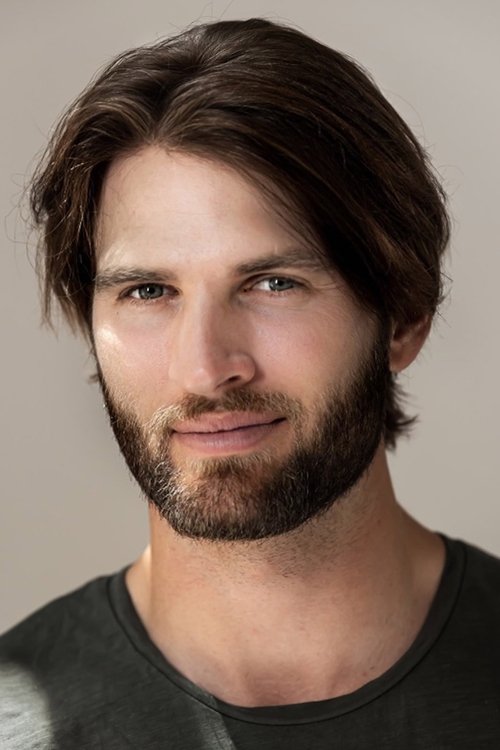 Jeremy Ninaber as Beckett