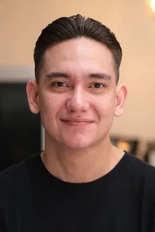 Adipati Dolken as Jendral Soedirman