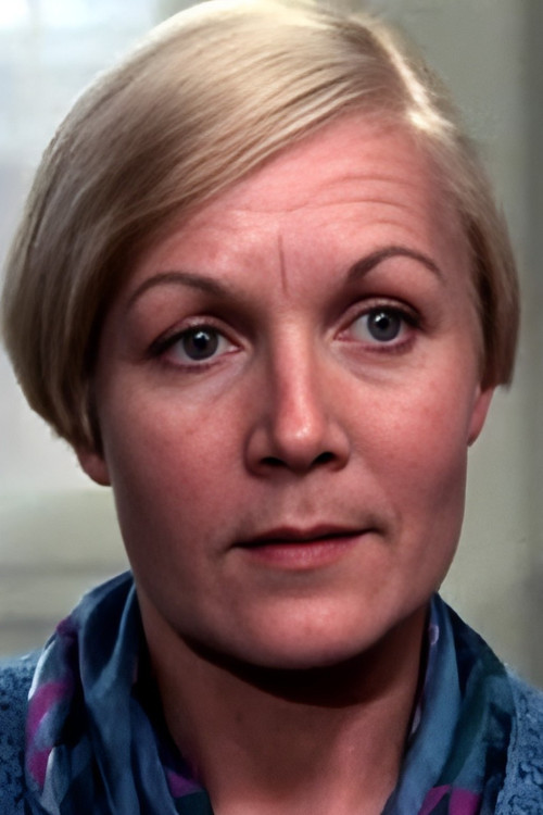 Françoise Lebail as La Grosbois