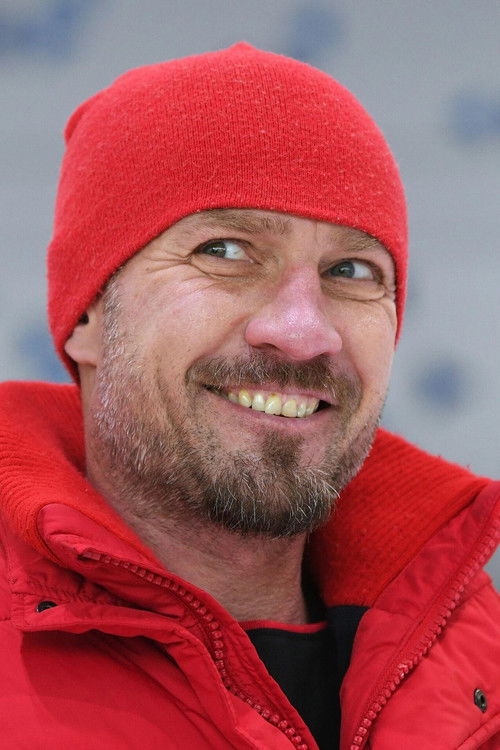 Roman Kostomarov as self