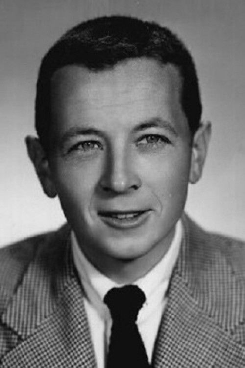 Gil Stratton as Junior