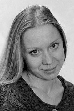 Yekaterina Migitsko as экономка