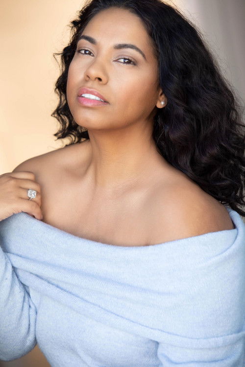 Mignon Farmani as Infomercial Actor