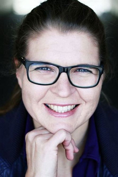 Melanie Struve as Frau Hartmann