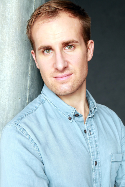 Maxime Bardon Estrade as Jean-Guy