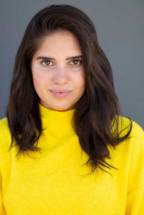 Fernanda Moya as Elise Suarez