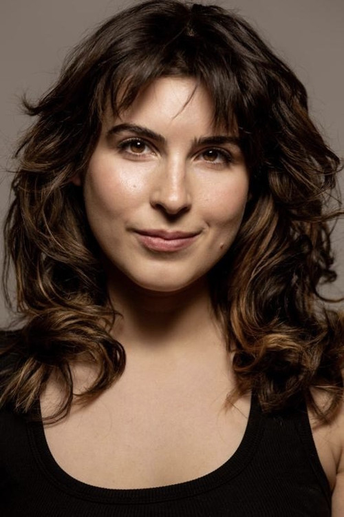 Francesca Shipsey as Darby