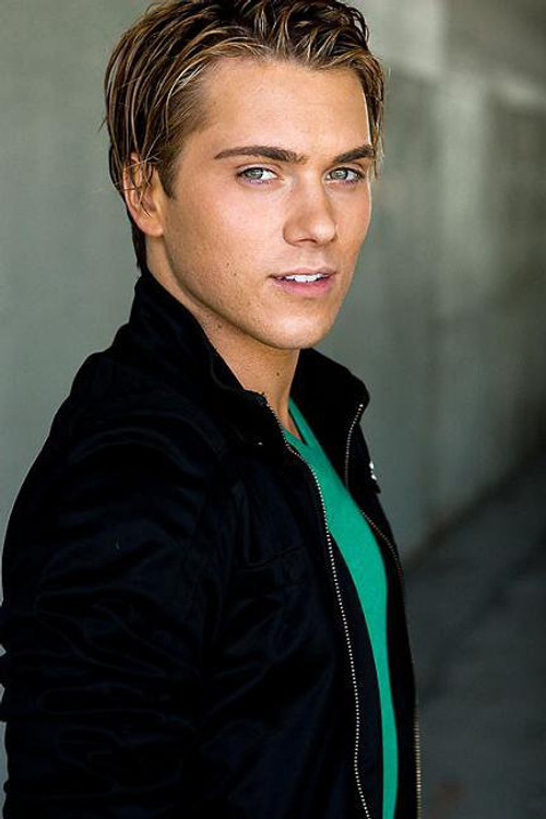 Michael Kean as Bobby