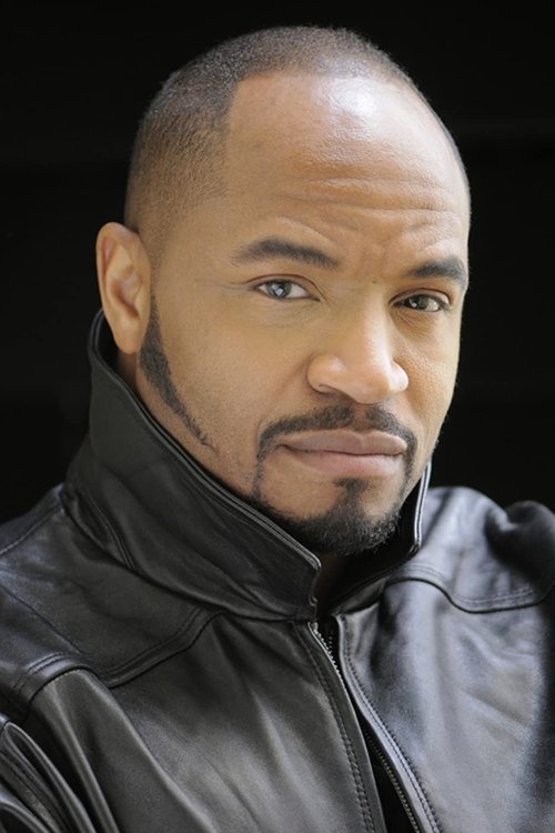 Antwan Mills as Det. Lindo