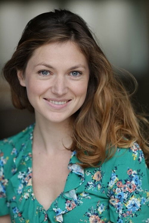 Inès Dubuisson as Anouk