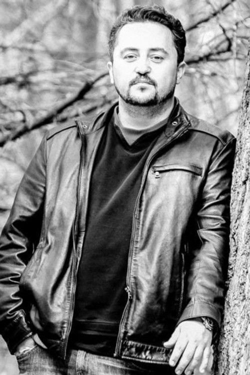 Mario Radovinkovic as Secret police agent