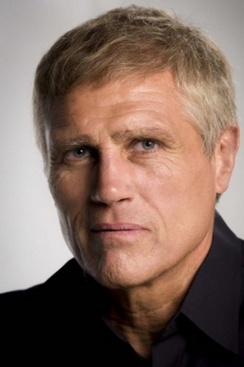 Rodrigo Obregón as Rodrigo Martinez