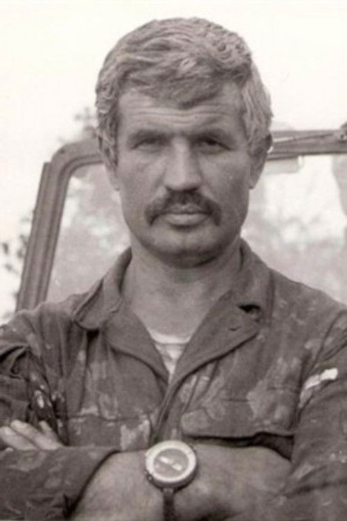 Tadeusz Kasyanov as boatswain Matveich