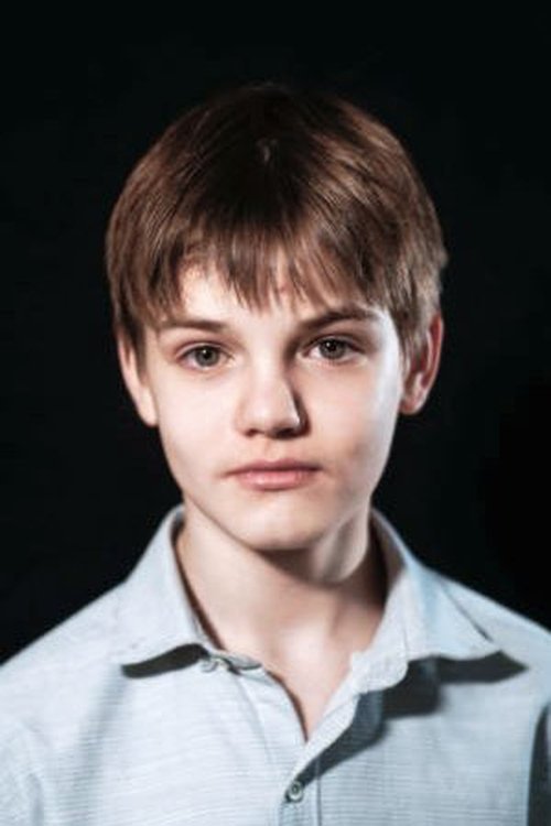 Vadim Philipchenkov as Денис Смирнов