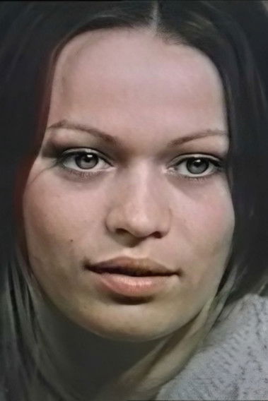 Ingrida Kilšauskaitė as Deimantė